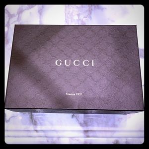 Gucci box